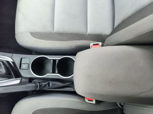 Used 2019 Toyota Corolla LE image 20