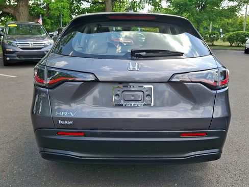Used 2024 Honda HR-V LX image 5