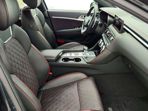 Used 2023 Genesis G70 3.3T w/ Sport Prestige Package RWD image 25