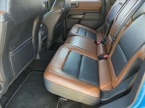 Used 2024 Ford Bronco Outer Banks AWD/4WD image 18