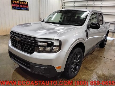 Used 2024 Ford Maverick Lariat w/ Black Appearance Package FWD image 4
