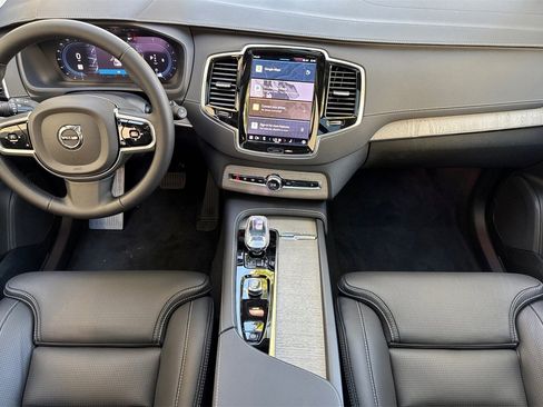 Certified 2025 Volvo XC90 B6 Ultra w/ Protection Package Premier image 3