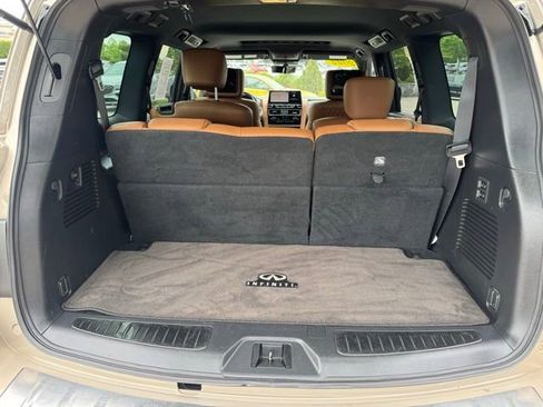 Used 2022 INFINITI QX80 Sensory w/ Cargo Package AWD/4WD image 11