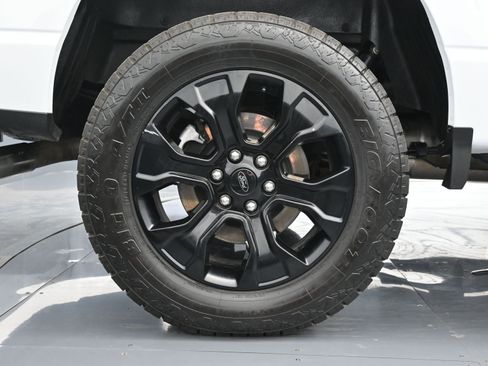 Used 2022 Ford F150 Lariat w/ Equipment Group 502A High image 18