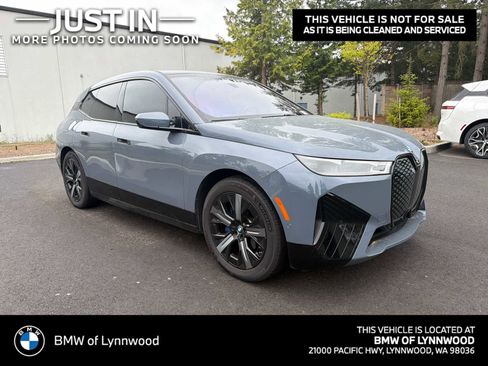 Used 2023 BMW iX xDrive50 w/ Premium Package AWD/4WD image 1