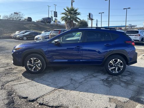 Certified 2025 Subaru Crosstrek 2.0i Premium image 6