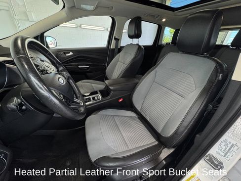 Used 2018 Ford Escape SE w/ SE Sport Appearance Package AWD/4WD image 13