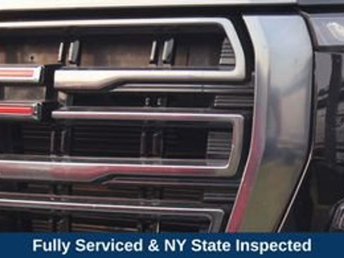 Used 2023 GMC Yukon AT4 w/ AT4 Premium Package AWD/4WD image 2
