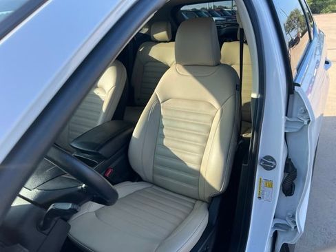 Used 2024 Ford Edge SEL w/ Convenience Package AWD/4WD image 11