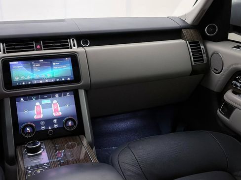 Used 2019 Land Rover Range Rover HSE image 28