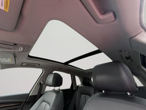 Used 2019 Audi Q5 2.0T Premium Plus w/ Premium Plus Package image 9