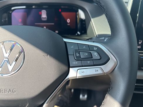 New 2026 Volkswagen Atlas Peak Edition image 15