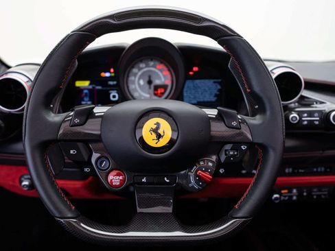 Certified 2022 Ferrari F8 Tributo RWD image 22
