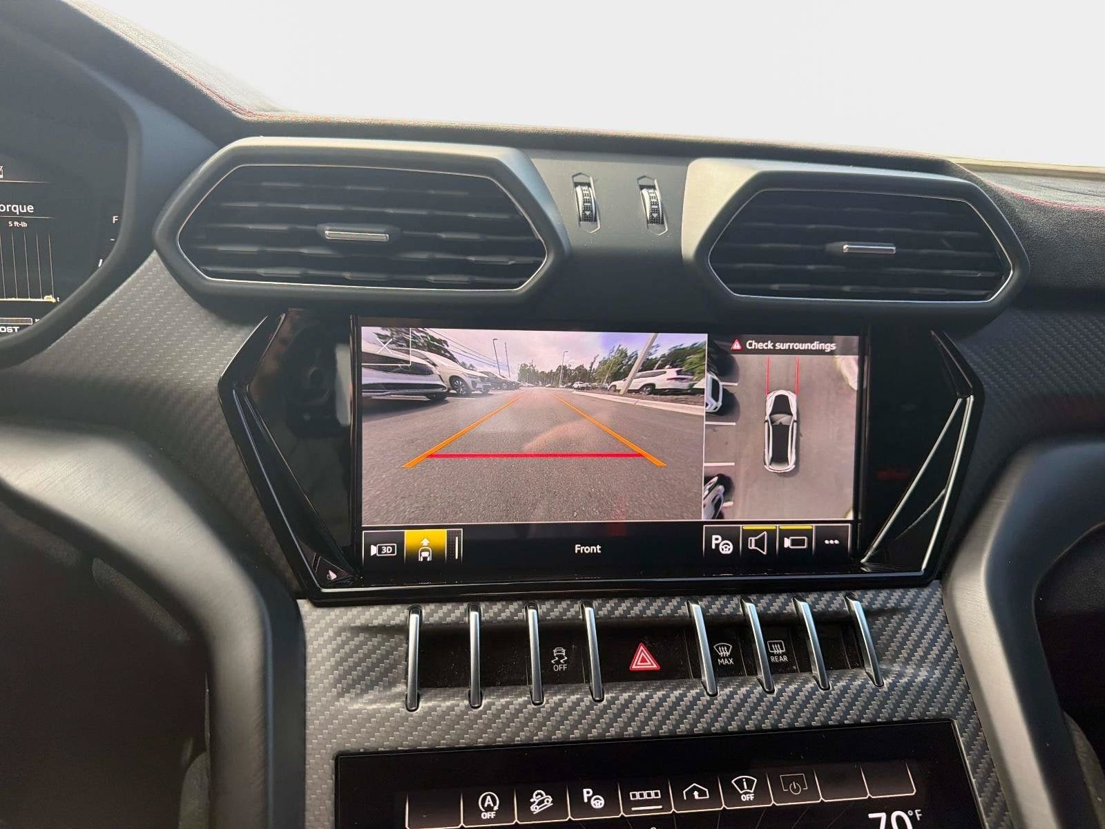 Used 2024 Lamborghini Urus Performante AWD/4WD image 28