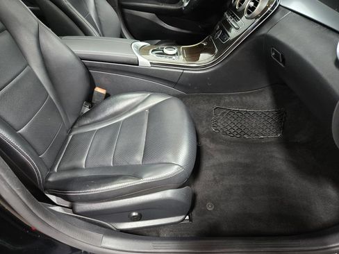 Used 2017 Mercedes-Benz C 300 4MATIC Sedan image 53