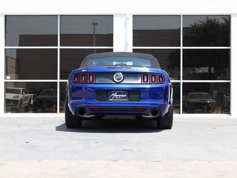 Used 2013 Ford Mustang GT Premium w/ Electronics Pkg RWD image 9