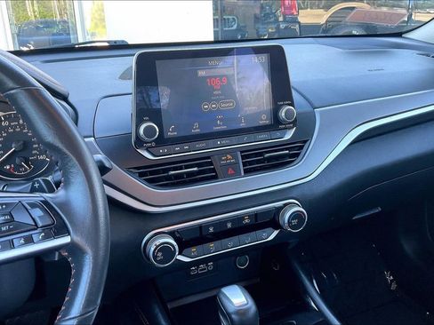 Used 2025 Nissan Altima 2.5 SR image 6