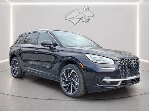 New 2024 Lincoln Corsair Grand Touring w/ Equipment Group 301A image 4