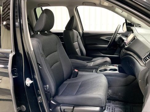 Used 2023 Honda Ridgeline Sport image 7