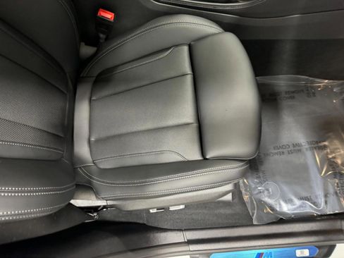 Certified 2025 BMW X4 xDrive30i w/ M Sport Package image 20