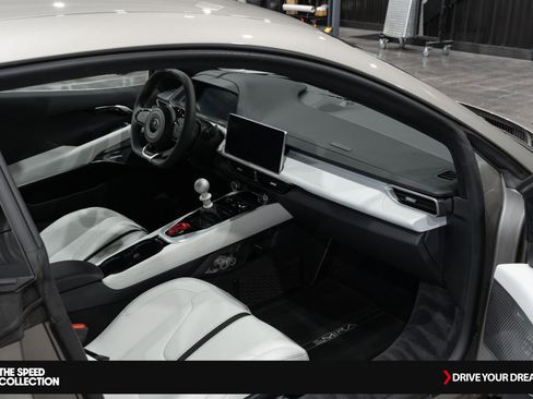 Used 2024 Lotus Emira First Edition image 19