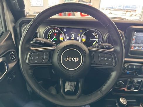 Used 2023 Jeep Wrangler Unlimited w/ Cold Weather Group AWD/4WD image 32