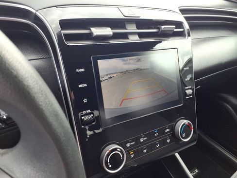 Used 2023 Hyundai Santa Cruz SE AWD/4WD image 13