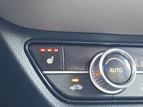 Used 2025 Honda HR-V EX-L image 19