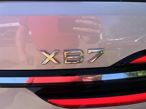 Certified 2025 BMW ALPINA XB7 AWD/4WD image 7