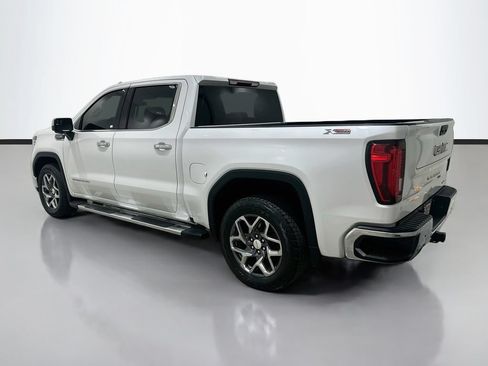 Used 2022 GMC Sierra 1500 SLT w/ SLT Premium Package AWD/4WD image 5
