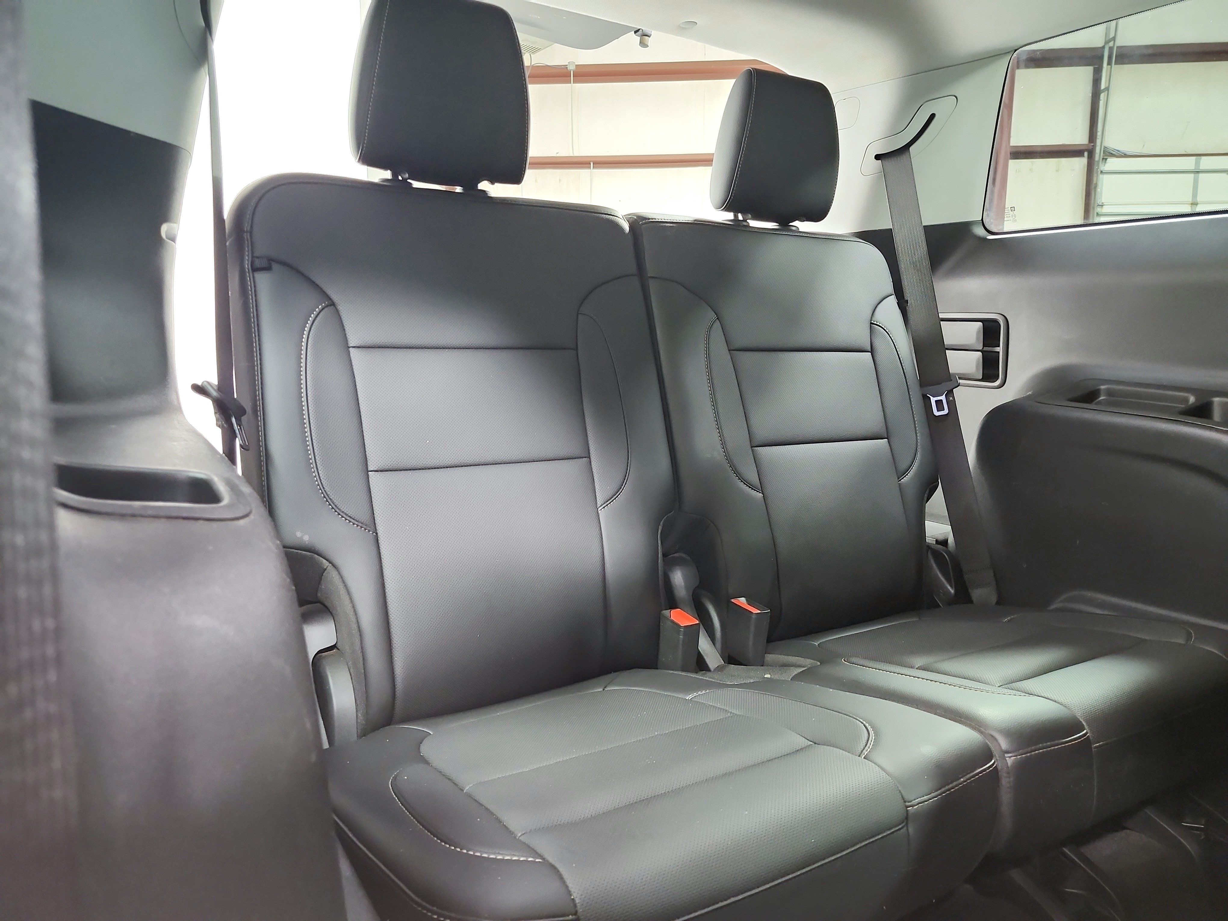Used 2020 GMC Acadia SLT w/ LPO, Black Accent Package FWD image 43
