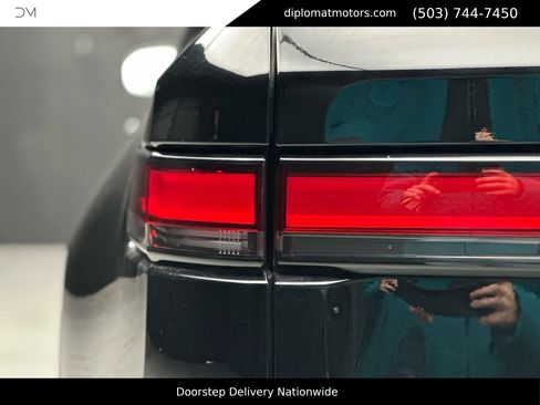 Used 2022 Rivian R1T Launch Edition image 14