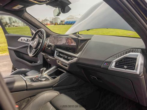 Used 2023 BMW XM image 59