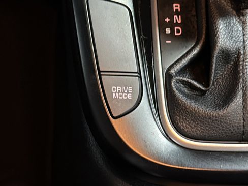 Used 2021 Kia Soul LX image 32