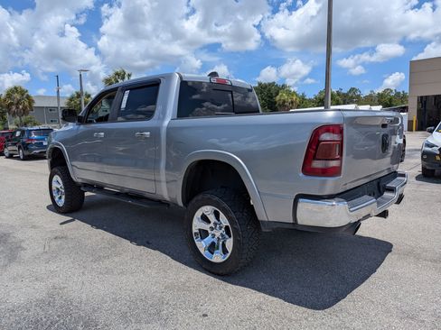 Used 2019 RAM 1500 Laramie w/ Off Road Group AWD/4WD image 6