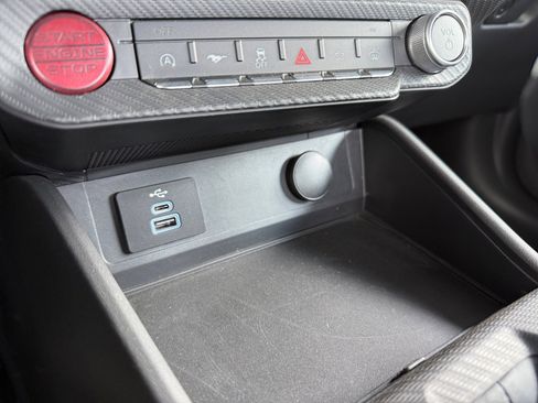 Used 2025 Ford Mustang Coupe image 17