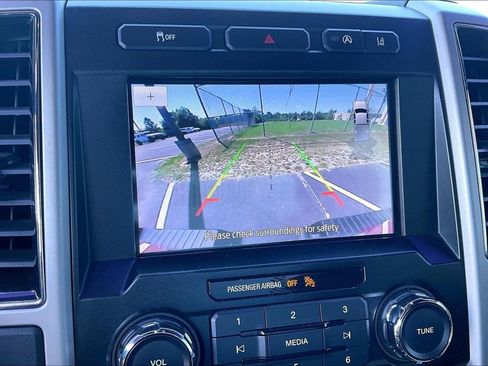 Certified 2020 Ford F150 Lariat RWD image 21