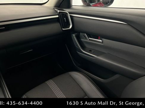 Certified 2025 MAZDA CX-50 AWD 2.5 S w/ Preferred Package image 10