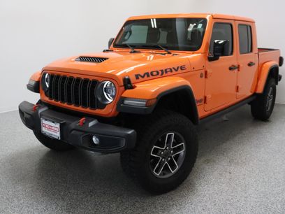 Used 2025 Jeep Gladiator Mojave w/ Convenience Group