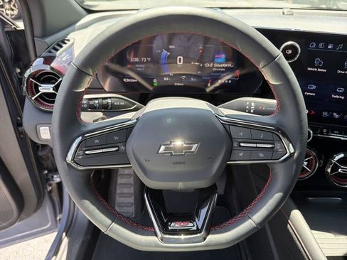 Certified 2026 Chevrolet Blazer EV RS AWD/4WD image 33