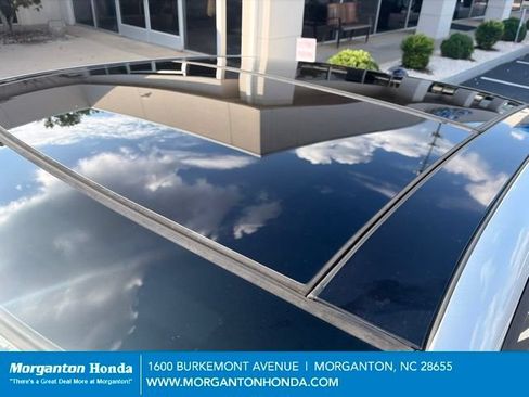 Used 2017 Nissan Maxima Platinum FWD image 8