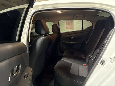 Used 2021 Nissan Sentra SV FWD image 22
