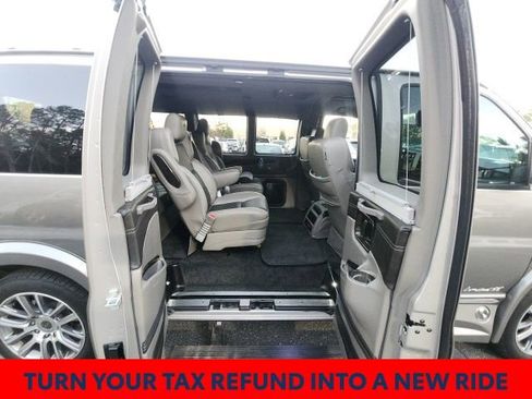 Used 2020 Chevrolet Express 2500 w/ Enhanced Convenience Package image 22