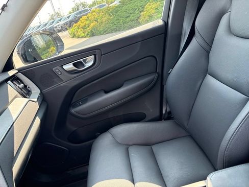 Certified 2025 Volvo XC60 T8 Plus w/ Protection Package Premier AWD/4WD image 24