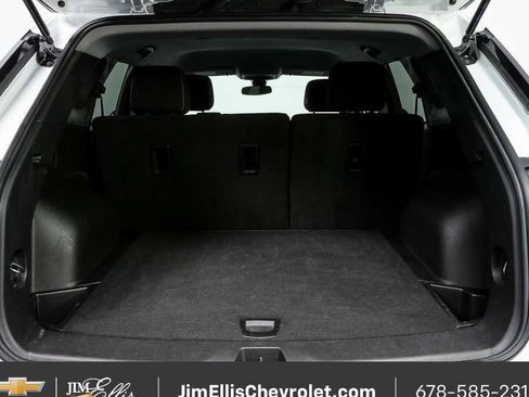 Certified 2025 Chevrolet Blazer LT FWD image 28