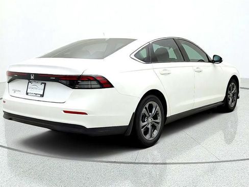 Used 2023 Honda Accord EX image 5