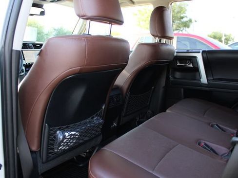 Used 2022 Toyota 4Runner Limited AWD/4WD image 26