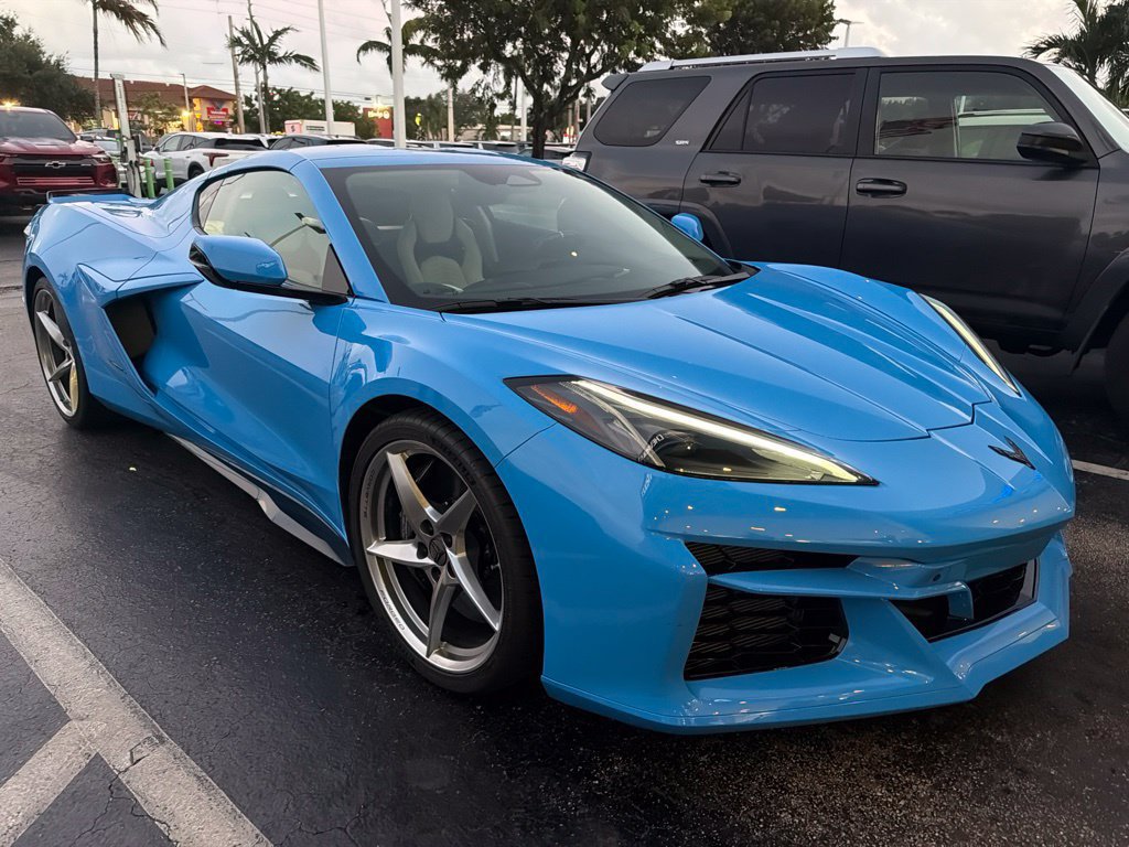 Used 2024 Chevrolet Corvette E-Ray AWD/4WD image 10