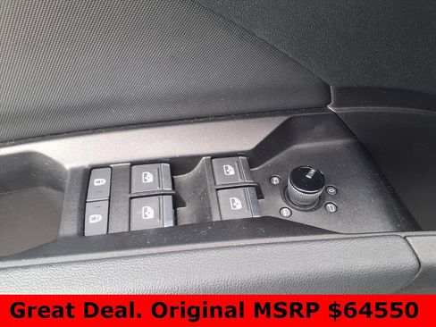 Used 2023 Audi Q4 e-tron Prestige image 11