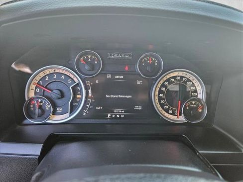 Used 2015 RAM 2500 Laramie AWD/4WD image 10